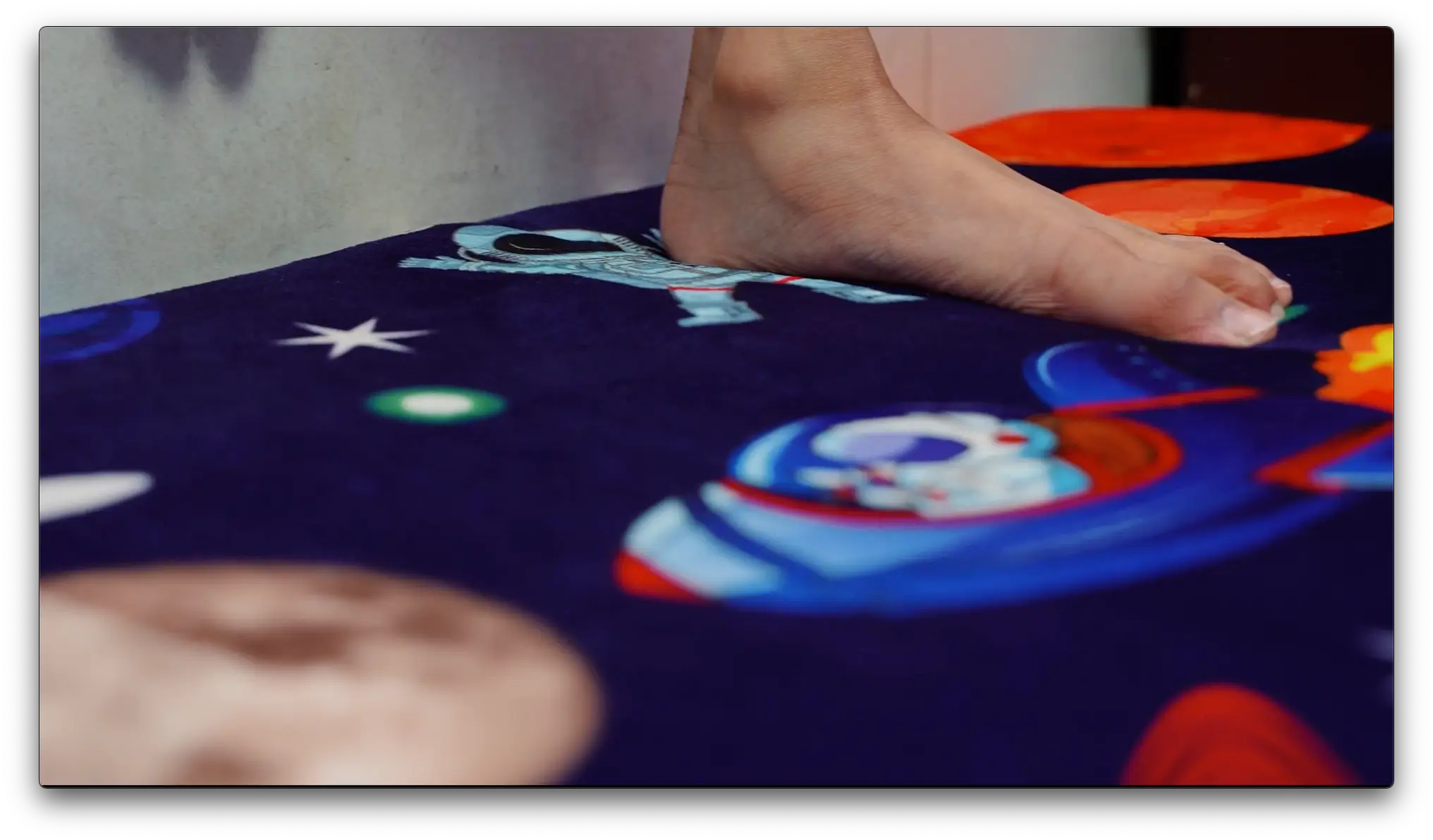Khelo space, planets, astronauts themed kids bathroom rug with luxury composite velvet soft top, providing plush comfort and gentle touch for kids.
